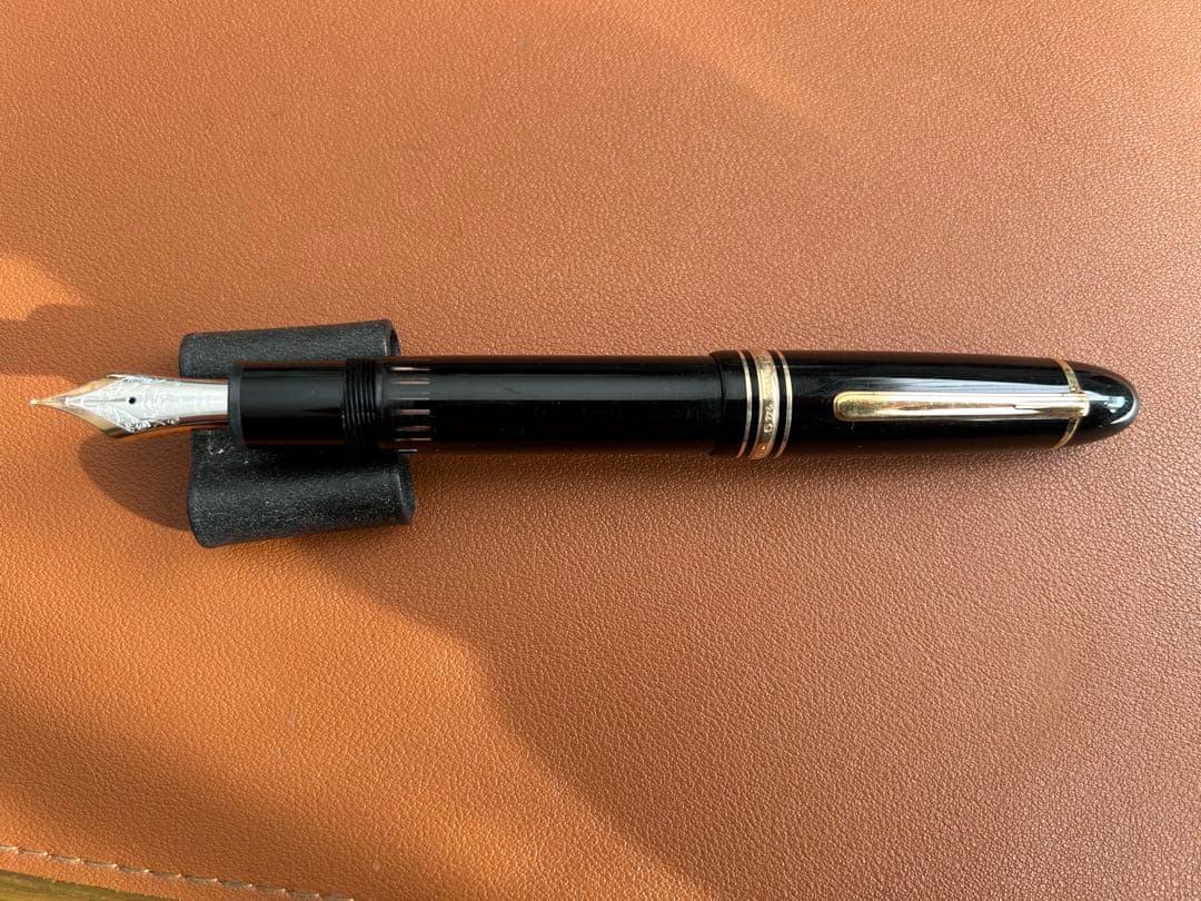 【美品］モンブラン マイスターシュティック 149 14K中白色ニブ エボナイト