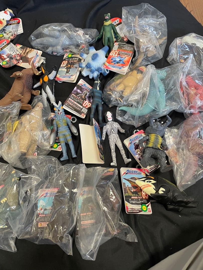 ウルトラ怪獣シリーズ　ソフビ　２１体　まとめ　タグ付　Q〜初代