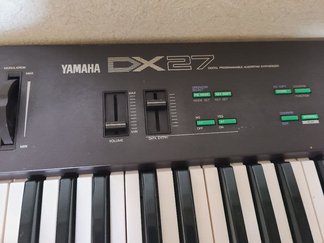Yamaha DX27 FM音源キーボード ヤマハシンセサイザー