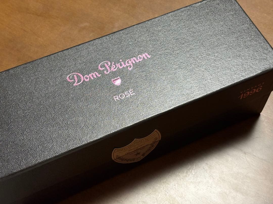 ドンペリ　ロゼ　ヴィンテージ　1996年　ほぼ半額　未開封　箱付　セラー保管