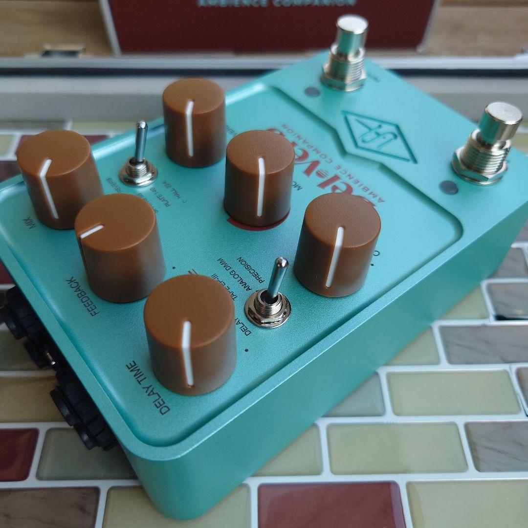 ギター UNIVERSAL AUDIO UAFX DEL-VERB