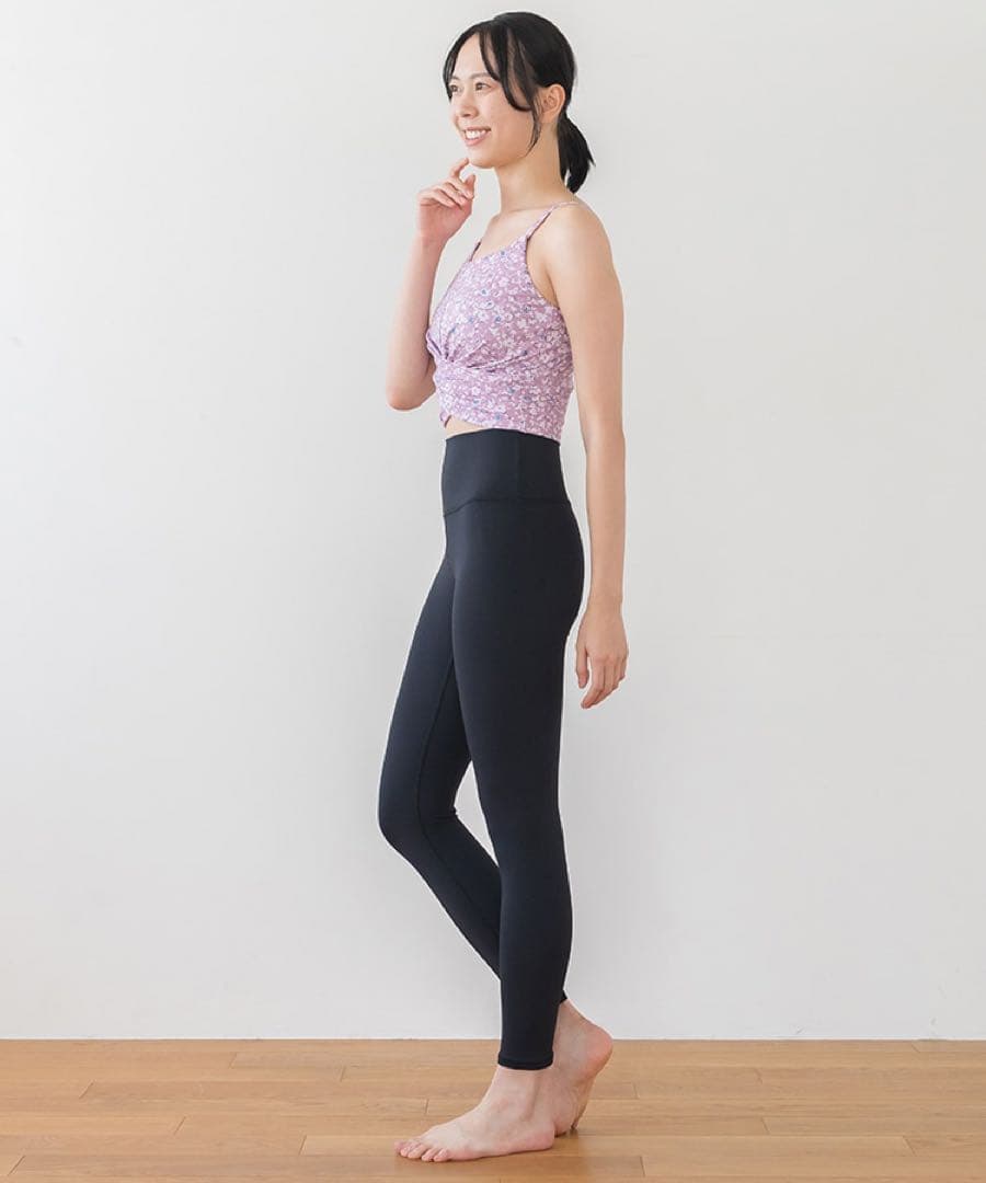 【新品未開封】SUKALA スカーラ ショートタンクトップ＆レギンスセットアップ