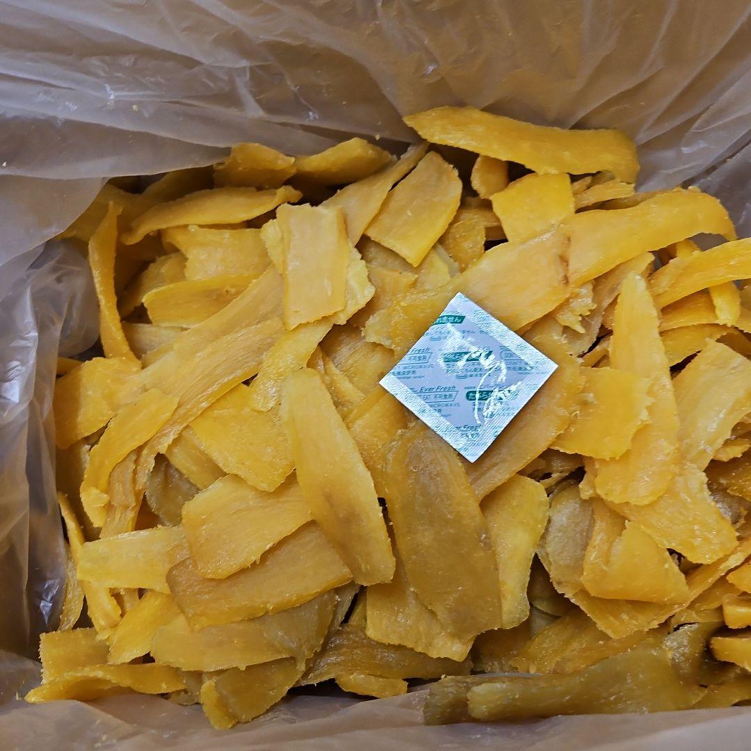 茨城県産　紅はるか　訳ありほしいも切り落としせっこう規格なし10キロ箱込み