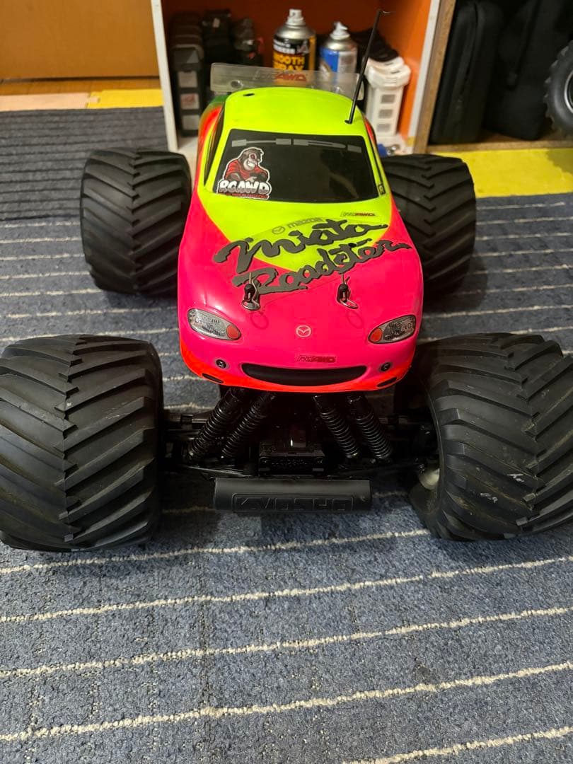 ホビーラジコン Monster truck