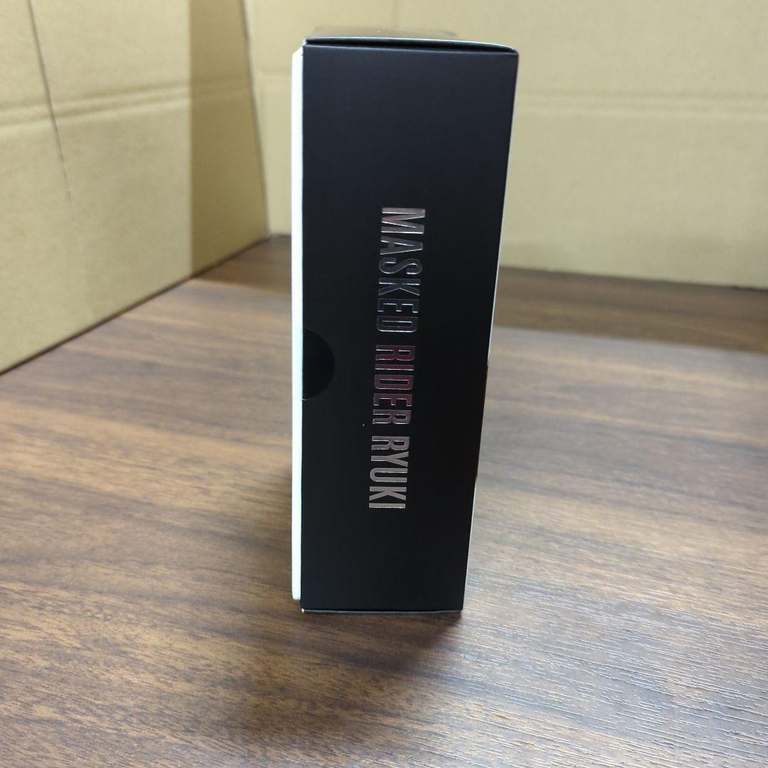 S.H.フィギュアーツ（真骨彫製法） 仮面ライダー龍騎 新品