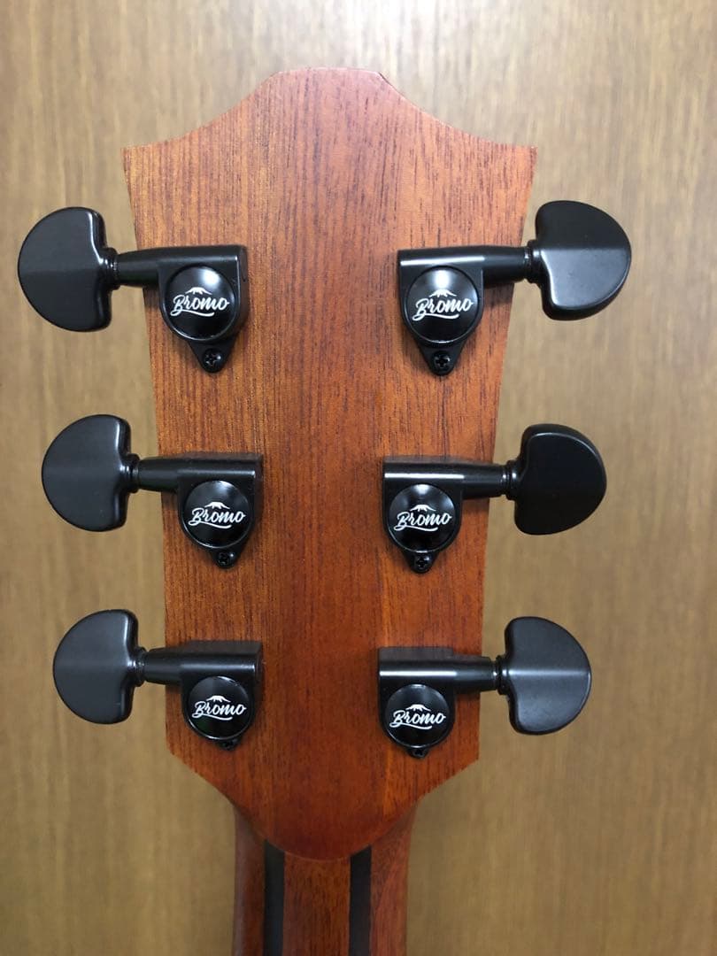 【美品】Bromo ブロモ　BAT4CE 　エレアコ