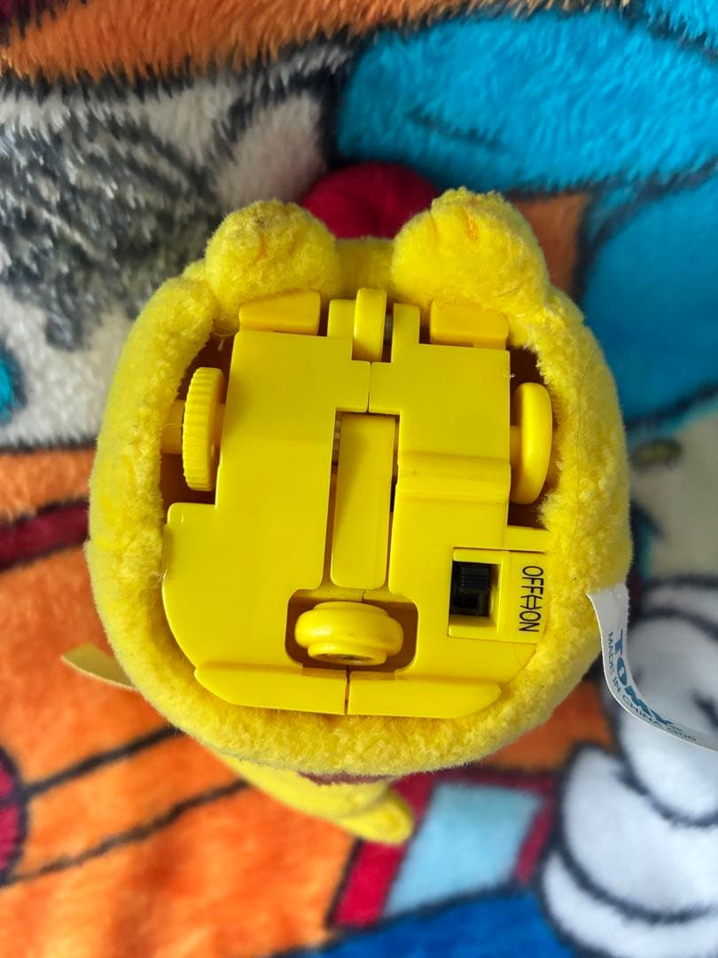 ピカチュウ　トコトコポケモンぬいぐるみ