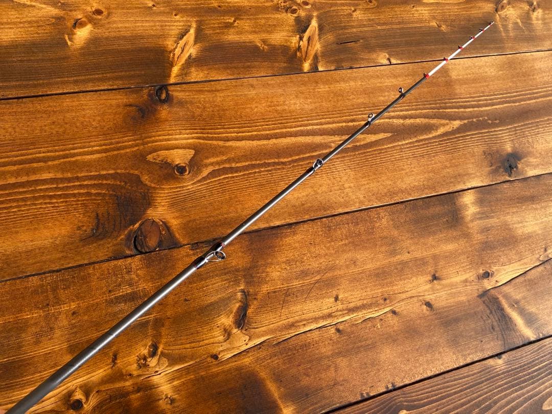 ジギングロッド　デジタルカウンター付きリール　イカメタル　スパイラル　左ハンドル