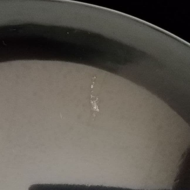 会津塗り金虫茶びつ　(津軽塗りではありません)