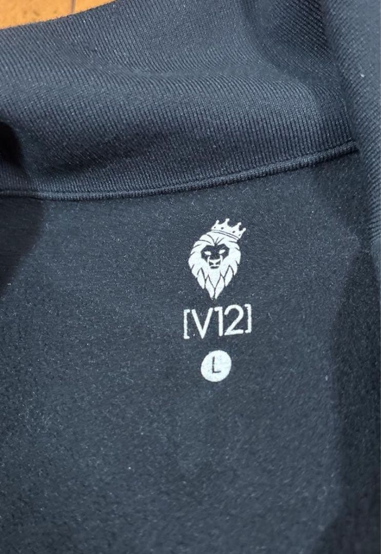 【新品】V12 ゴルフベストLサイズ定価：39600円AIR VET VEST