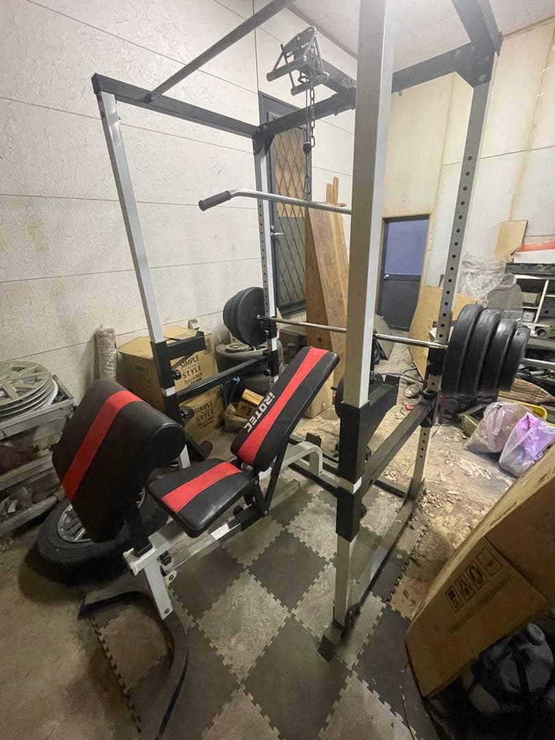 バーベルラックと重量プレートフルセット