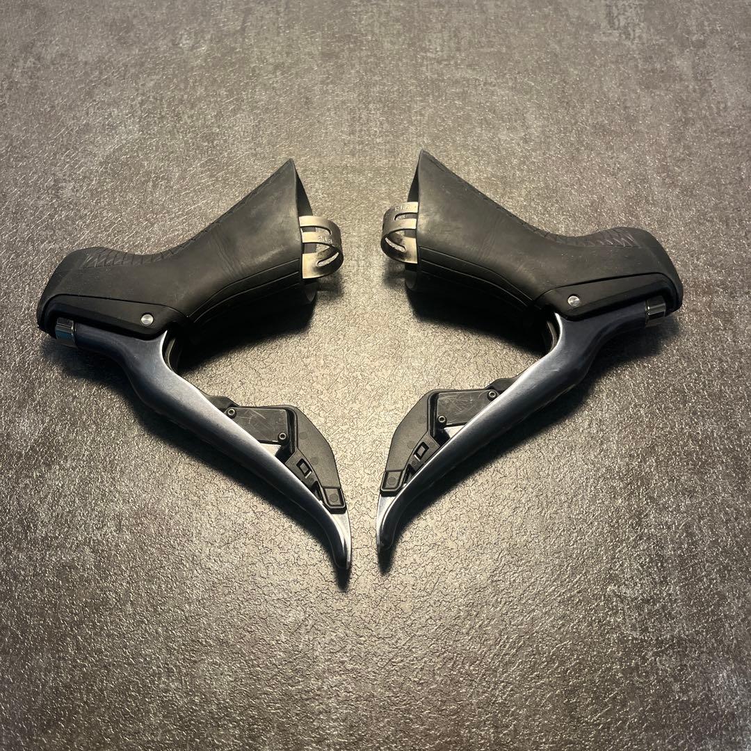 ULTEGRA R8050 Di2 stiレバー