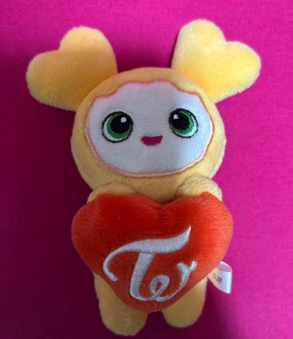 TWICE ひっかけチャーム (ジヒョ)