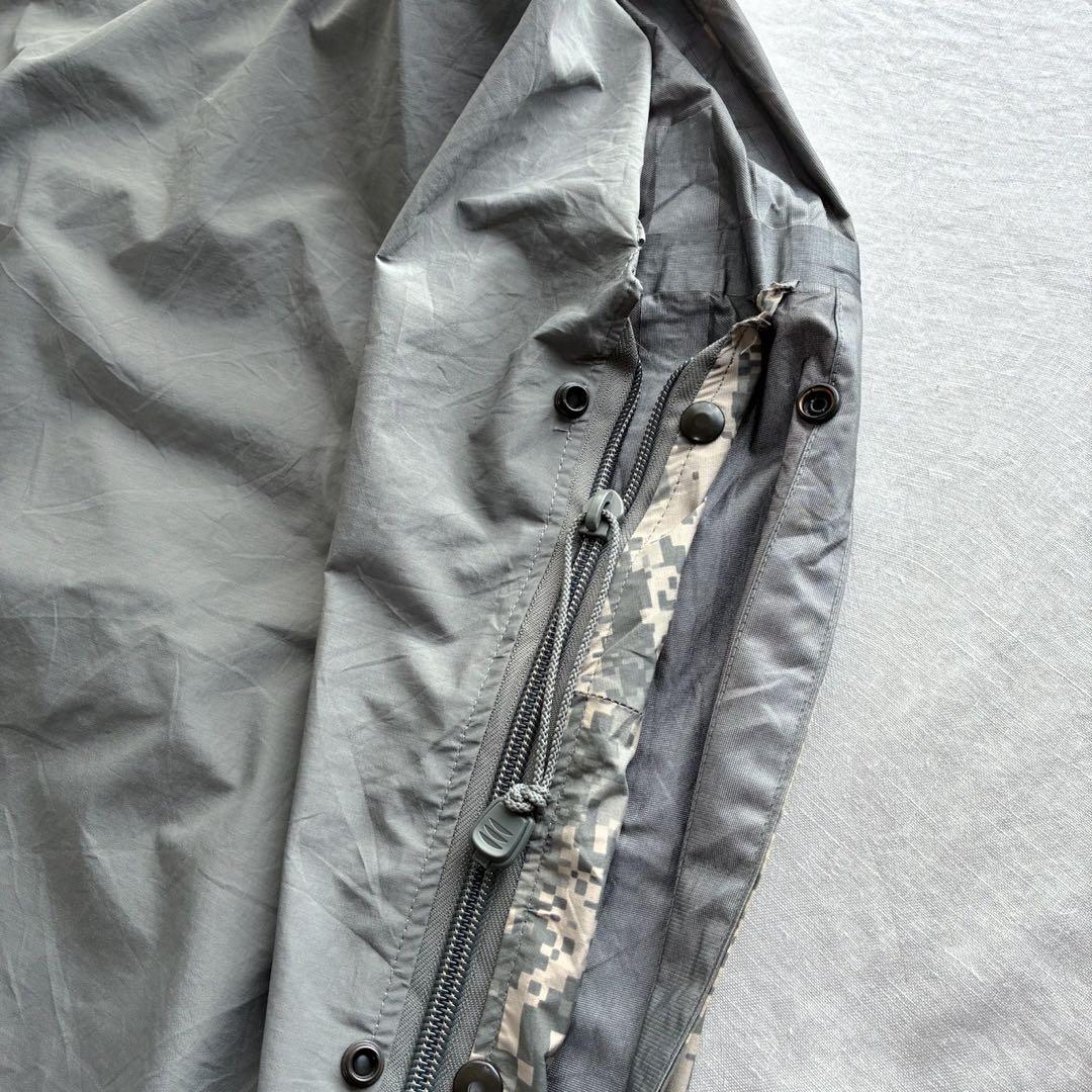 米軍 実物 ACU デジカモ シュラフカバー ゴアテックス 防水 寝袋 カバー