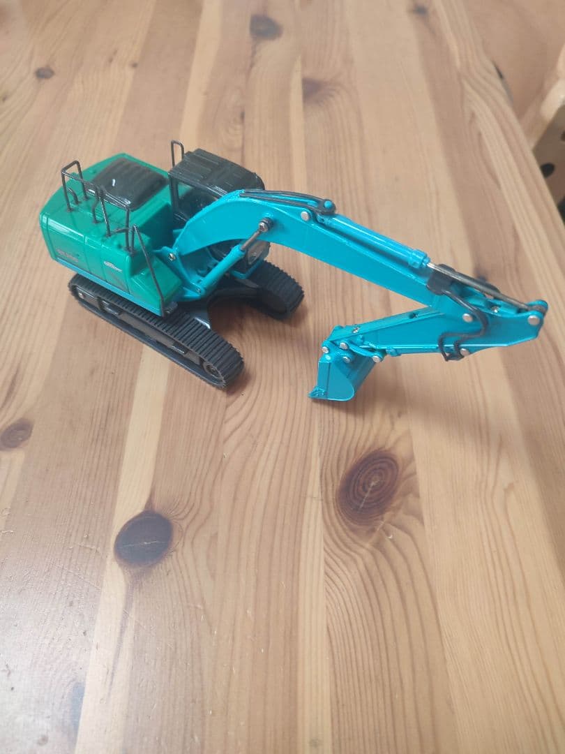 KOBELCO sk200 1/43スケール