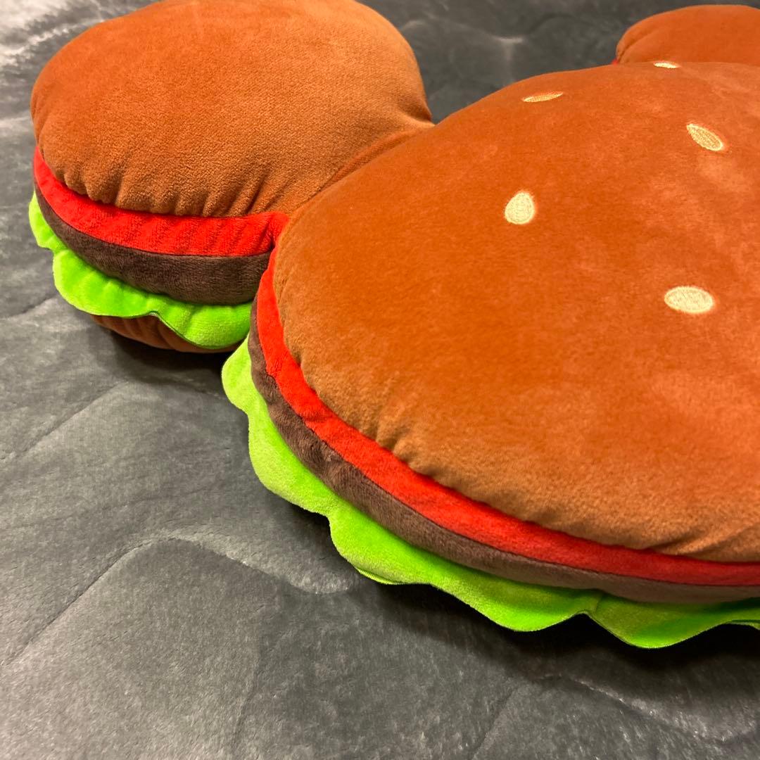 ミッキー型ハンバーガー型ディズニークッション2個セット