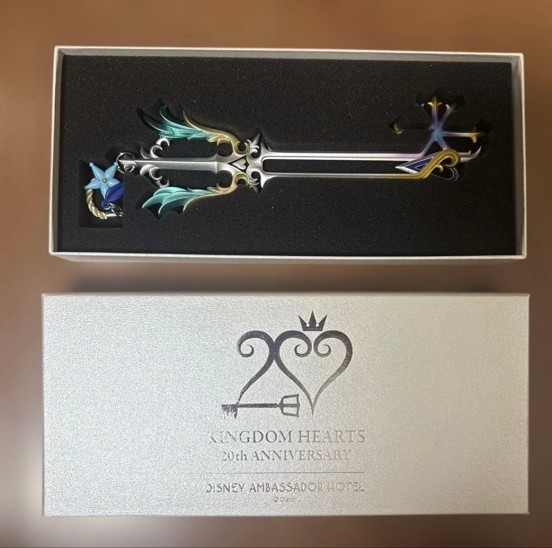 ディズニーアンバサダーホテルキングダムハーツキーブレード型ルームキーセット