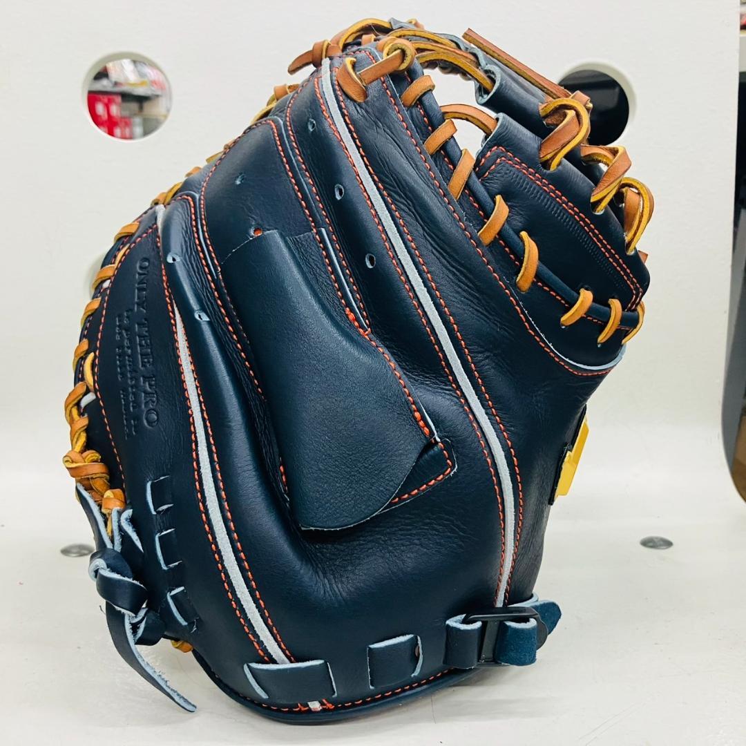 アツシ ハタケヤマ　40周年記念　W-M5IB　硬式用　捕手用　型付け済み