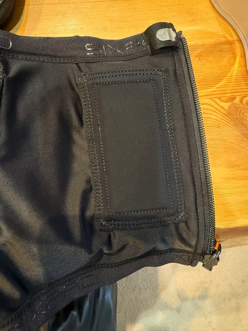 SIXPAD パワースーツライトコアベルトMサイズ