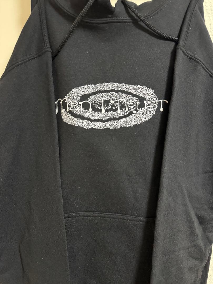 MEN I TRUST S ツアーmen i trust パーカー 黒