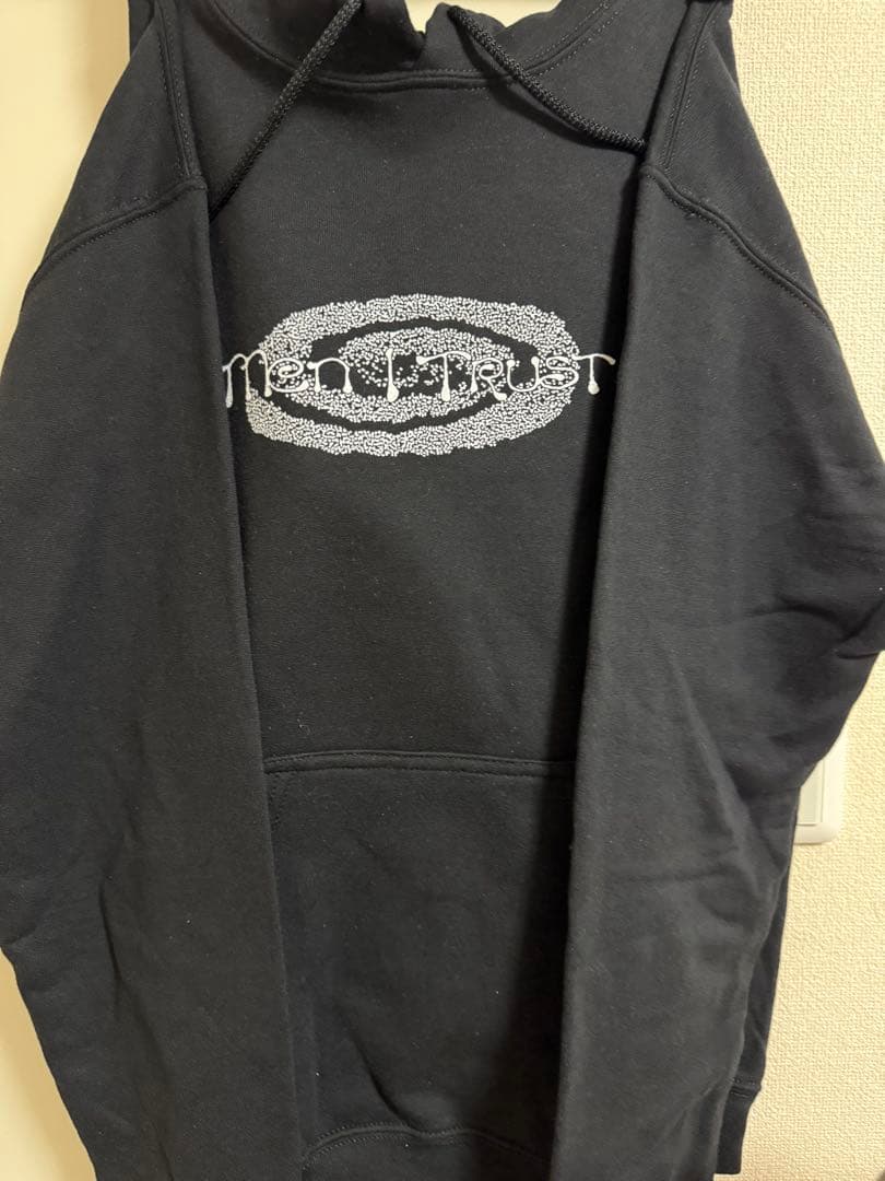 MEN I TRUST S ツアーmen i trust パーカー 黒