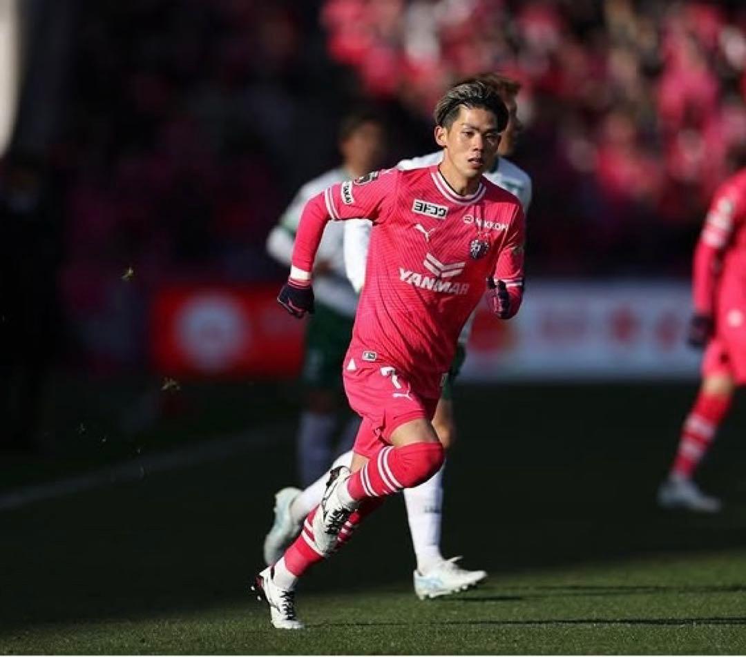 ♦︎美品♦︎7上門XLサイズセレッソ大阪ユニフォーム