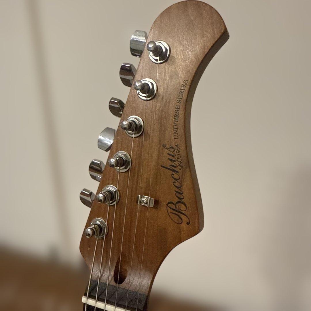 ほぼ未使用⭐︎バッカス BACCHUSエレキギターピンク初心者セット⭐︎