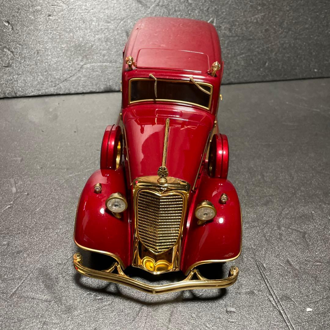 サンスター 1/18 キャデラック　DELUXE TUDOR