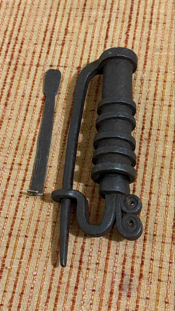 古民具　錠前　鍵　蔵戸　時代物 アンティーク　オブジェ