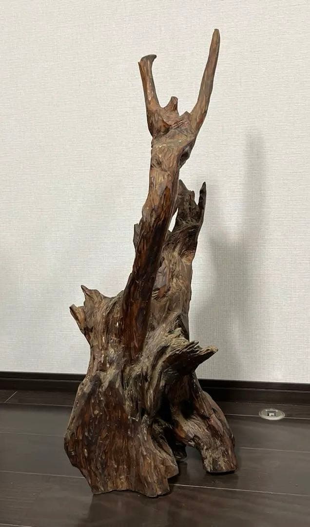 【天然木の置物】　 ＊サイズ（約）：最大幅35cm 、高さ83cm