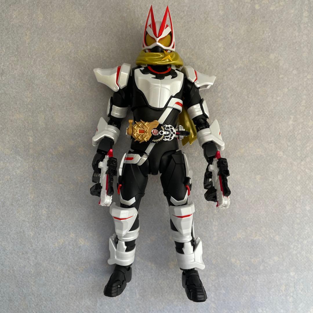 S.H.Figuarts仮面ライダーギーツフィーバーマグナムフォーム