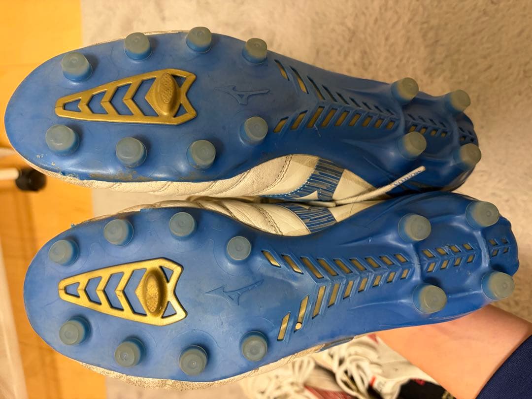 サッカースパイク　ミズノ　モレリアネオ4 ブルー