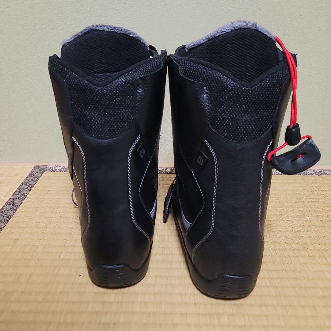 ブラック スノーボードブーツ レースアップ式