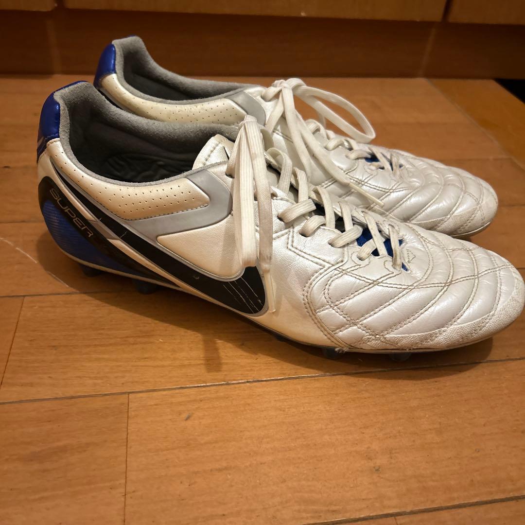 ナイキ ティエンポ スーパーリゲラ III HGE AF