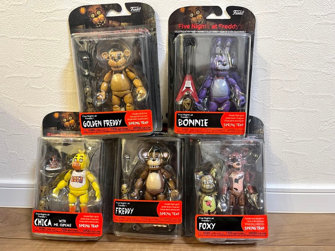 ラスト1組！ Five Nights at Freddy's フィギュアセット