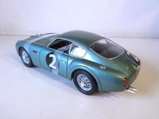 ロードシグニチャー (1/18) アストンマーチン DB4GT ザガート