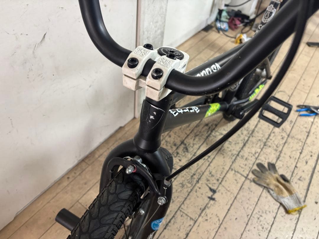 subrosa ブラック BMX 20インチ