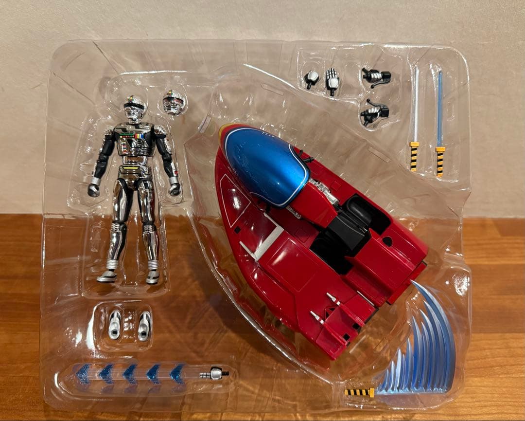 \"1/10で出品を取り消します\" 超合金　宇宙刑事ギャバン＆サイバリアン