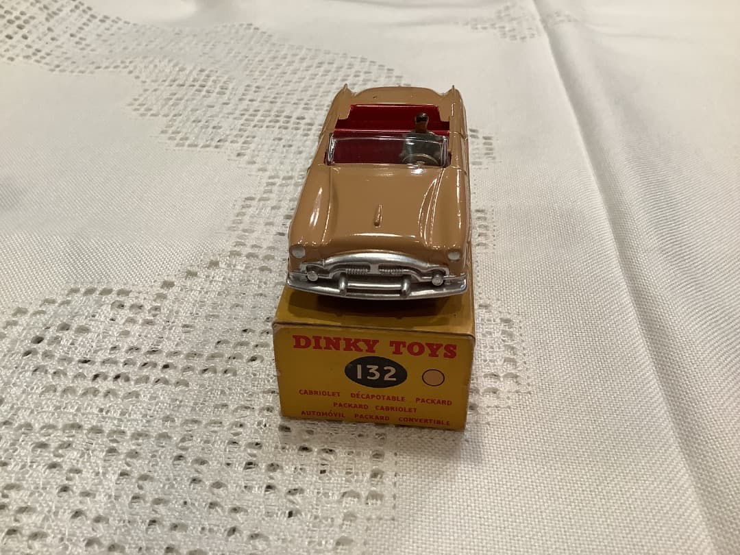 美品　DINKY TOYS PACKARD 英国製ミニカー