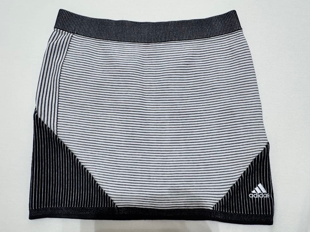 値下げ‼️極美品✨adidas ジップニットパーカー＆ニットスカートセット