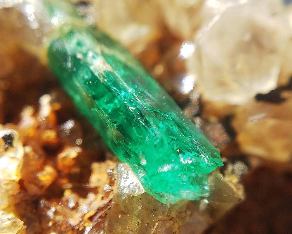 366 エメラルド＆クォーツ アフガニスタン産