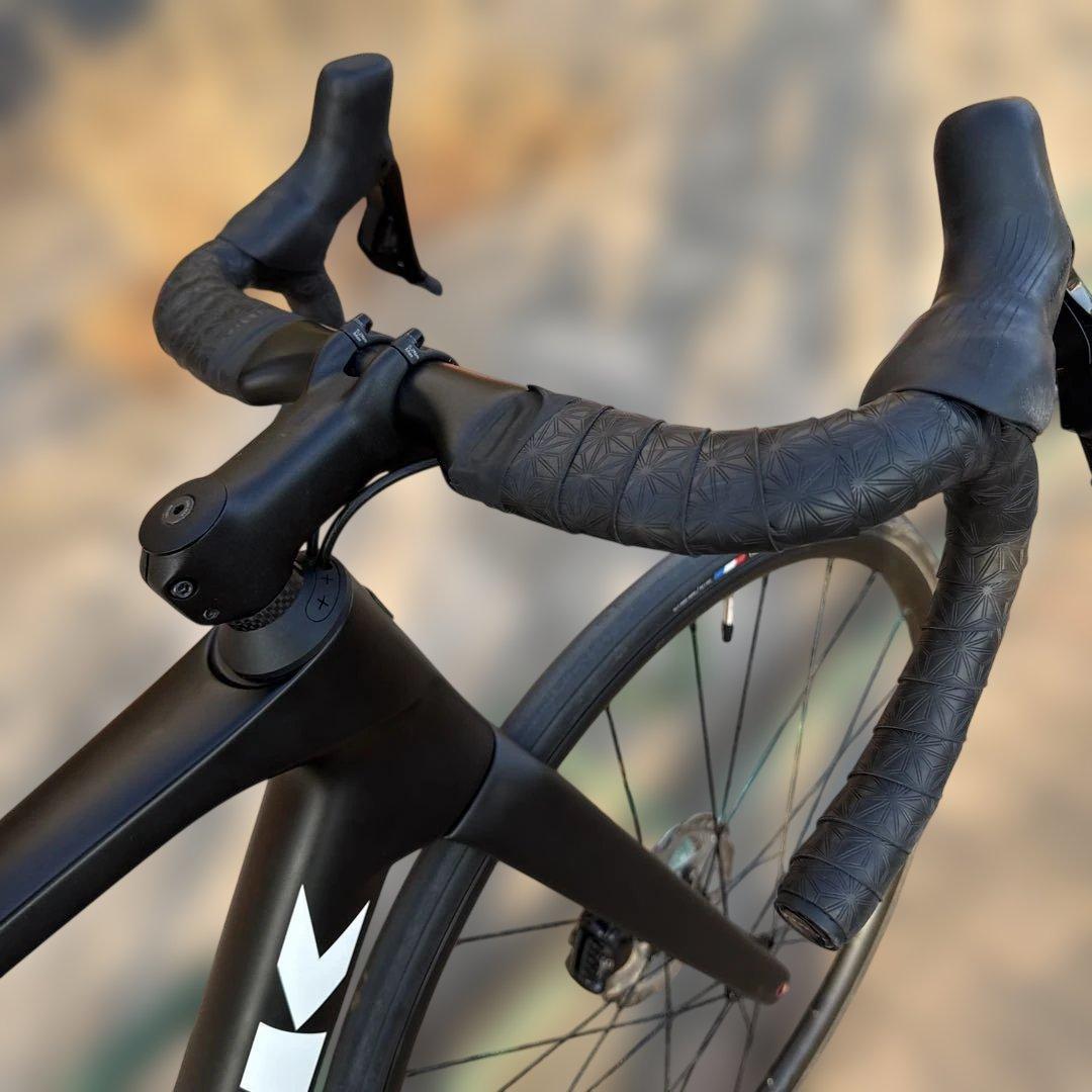 《美品》TREK Madone SL5 Gen8 105Di2 サイズM