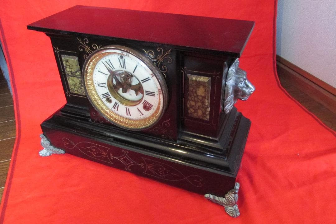 豪華な装飾時計　USAアンソニア製