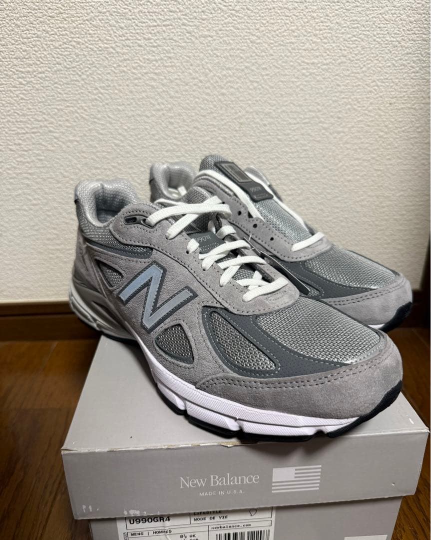 New Balance 990v4 グレー