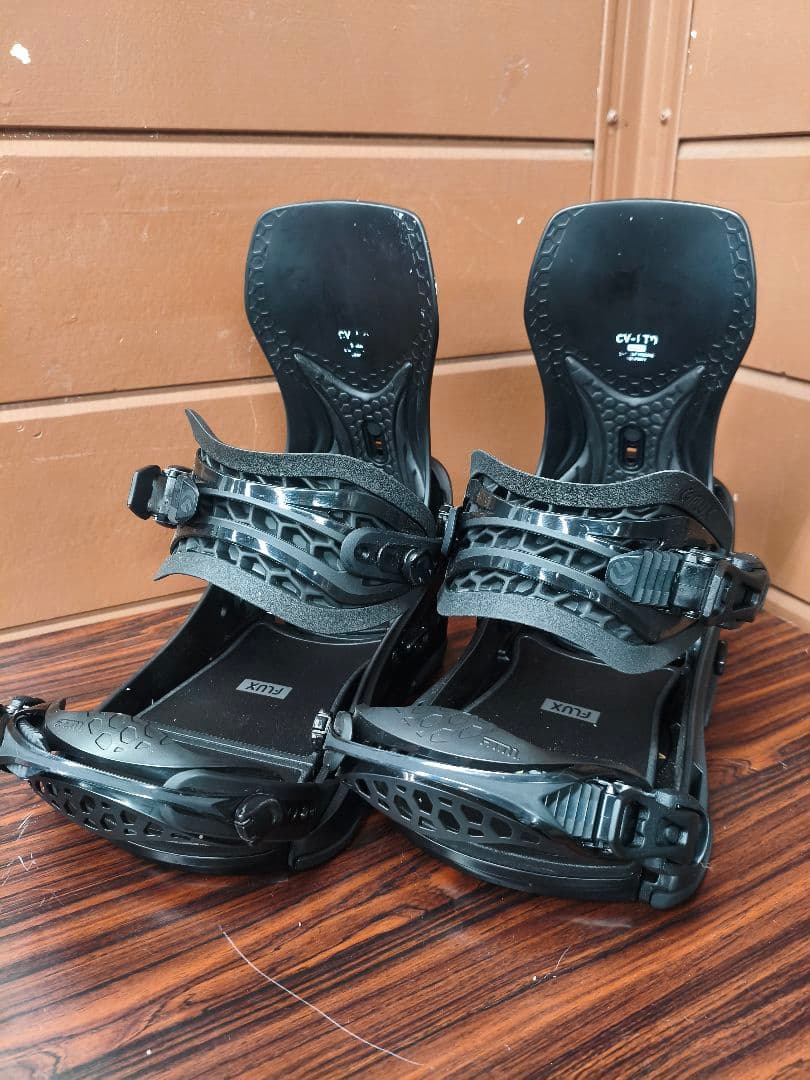 FLUX ビンディング ブラック　cv