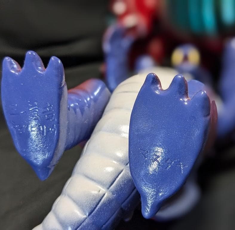 ジャイアント＆スタンダード　三つ首竜「スペクトルマン」（マスダヤ復刻）２体セット