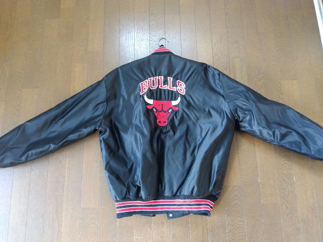 シカゴ・ブルズ ジャケット XL NBA公式ライセンス　海外購入品