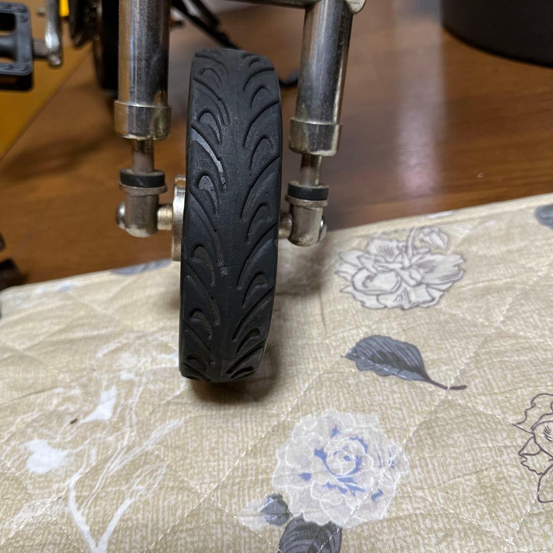 超小径自転車　リヤ左右ハブステップ付き