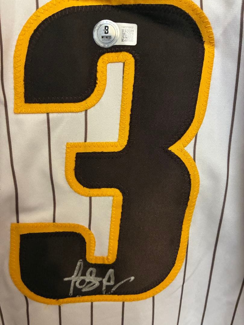 TATIS JR. サイン入りユニフォーム 23