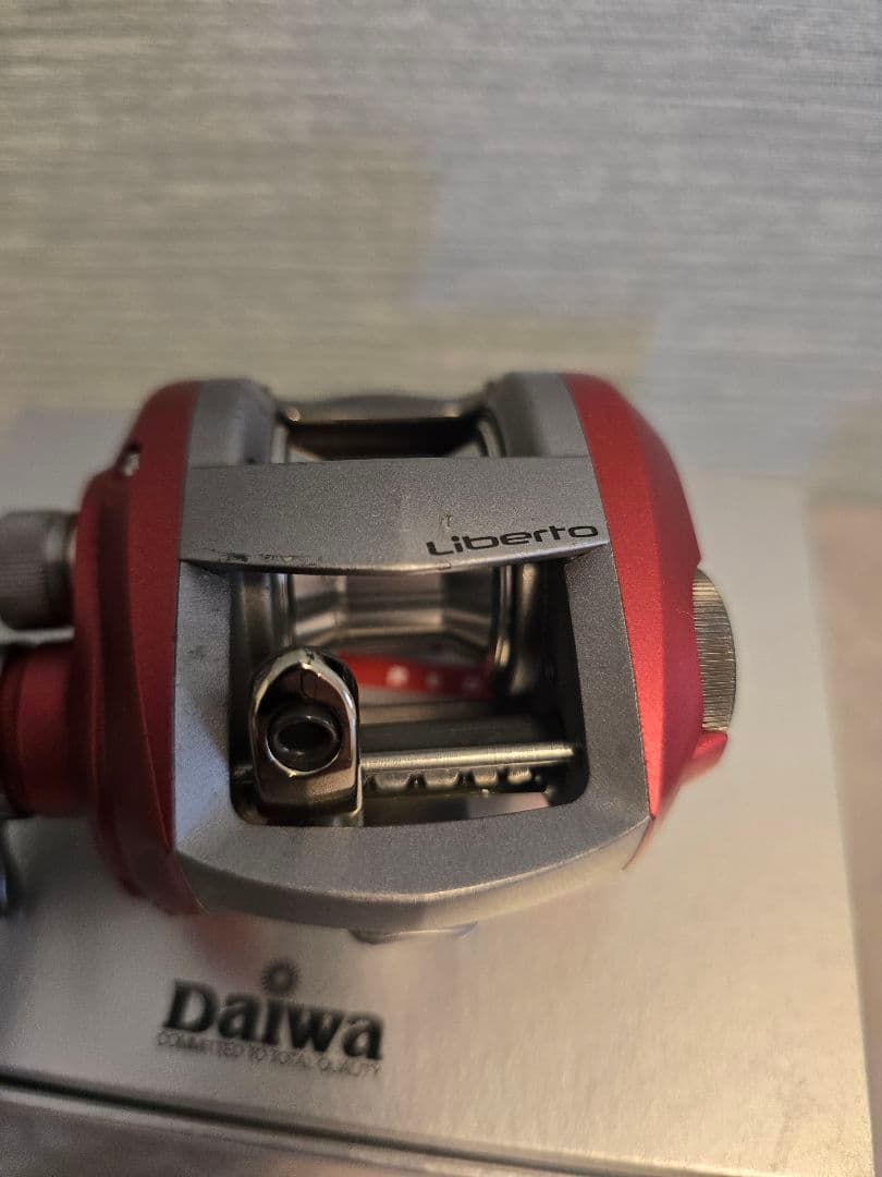 最終値下 リベルトピクシー　エアリーレッド リミテッドカラー　ベイトフィネス